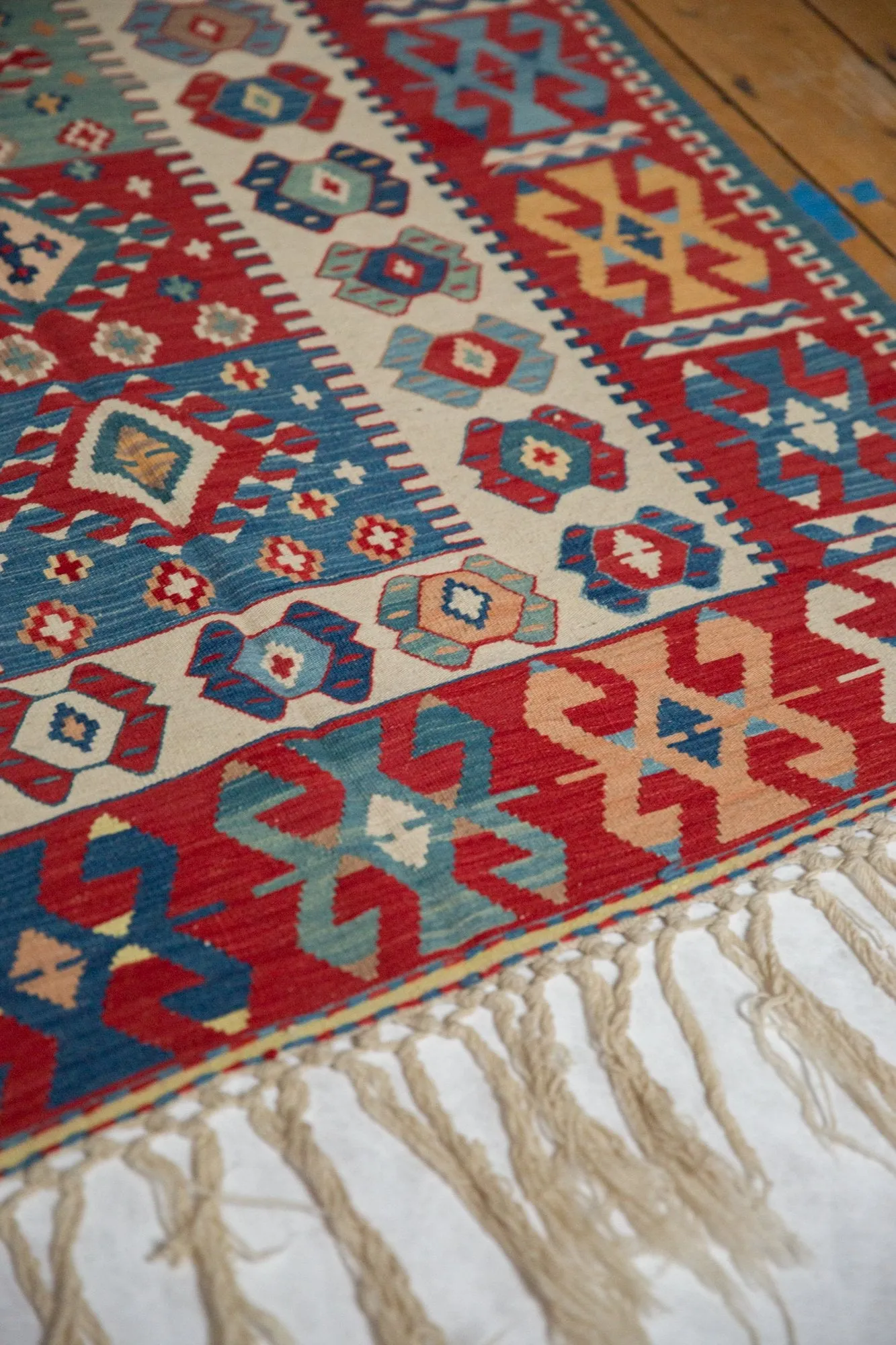 3.5x5 Vintage Fine Turkish Kilim Rug