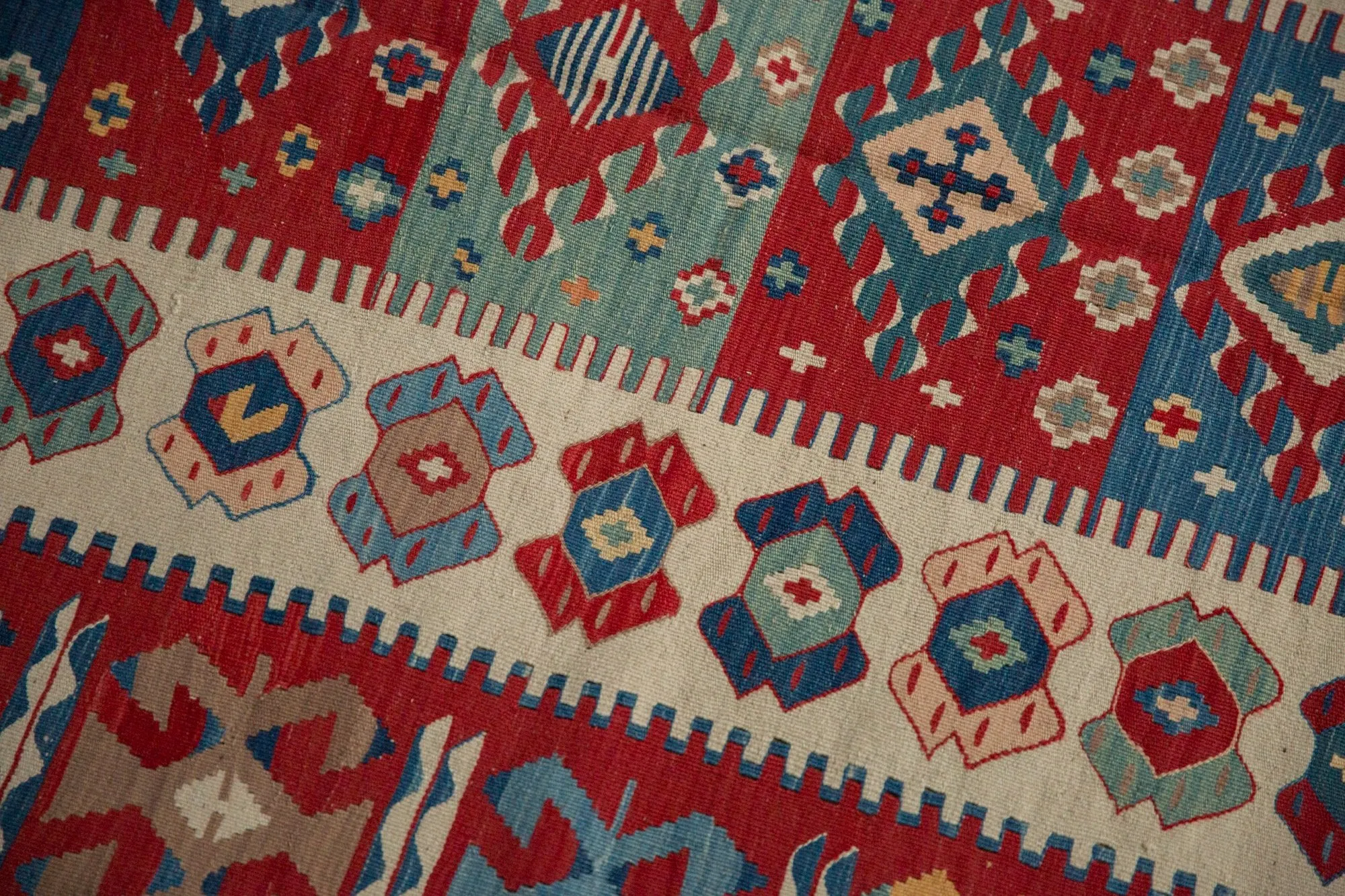 3.5x5 Vintage Fine Turkish Kilim Rug