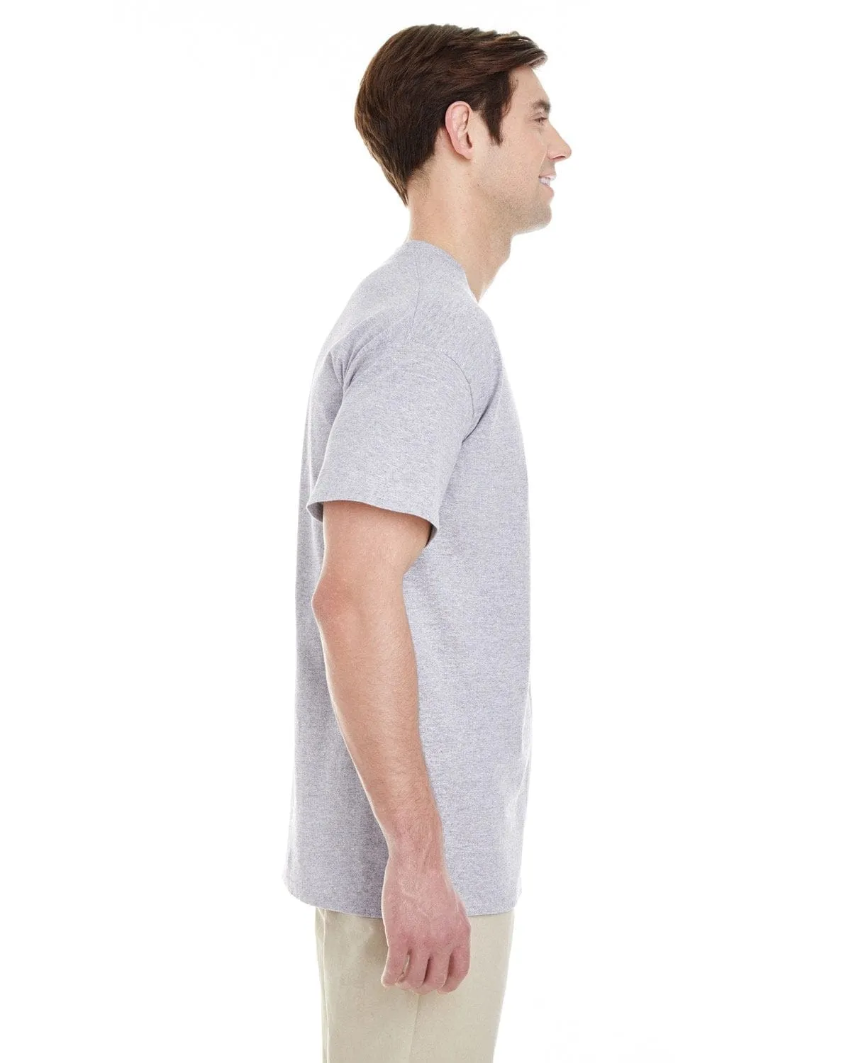 Gildan Pocket T-Shirt