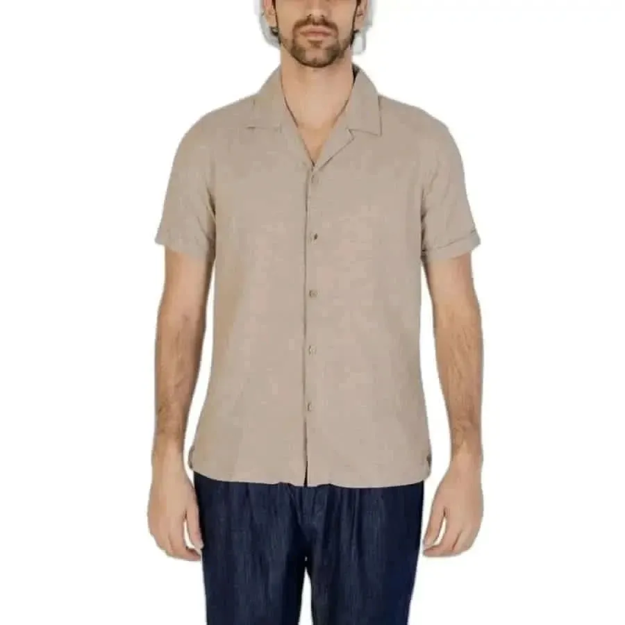 Hamaki-ho Men's Beige Classic Short Sleeve Shirt