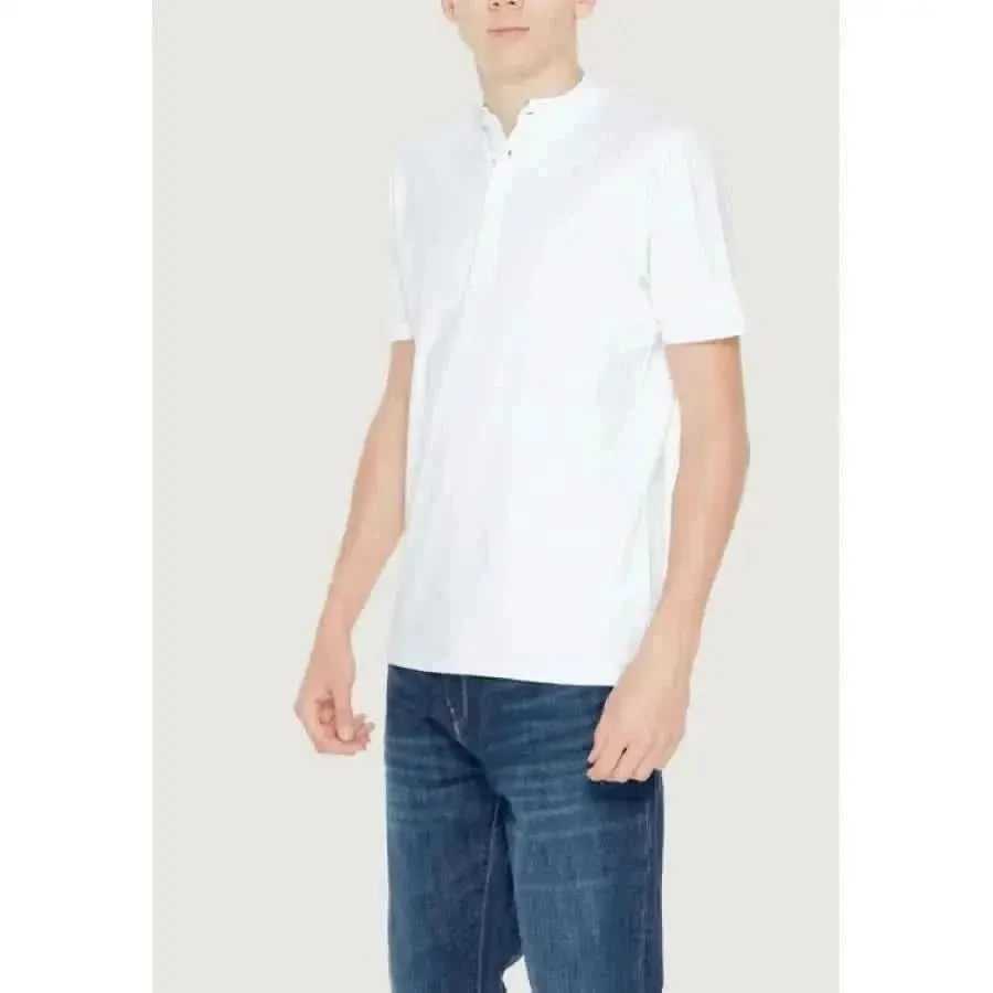 Hamaki-ho Men's White Cotton T-Shirt with Lapel Collar