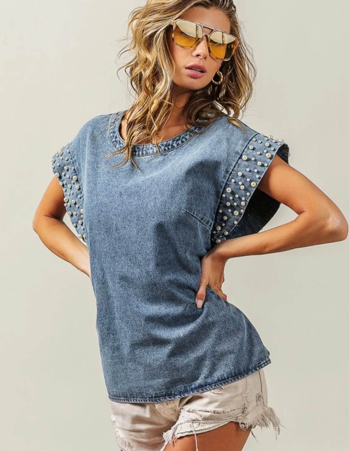 Izzie Top