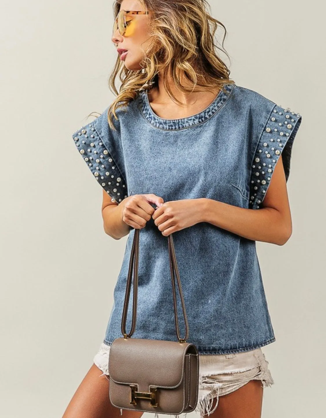 Izzie Top