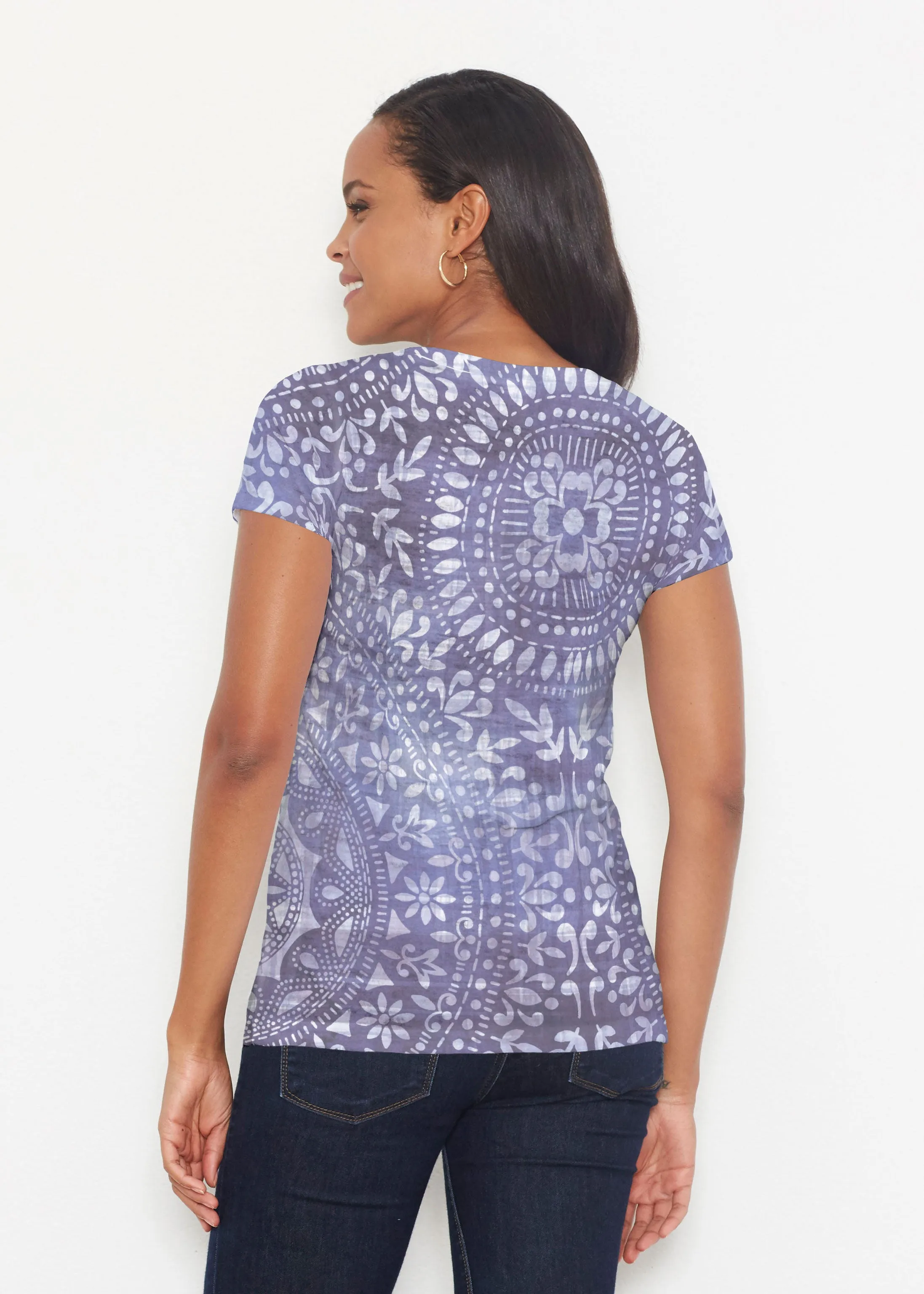 Medallion Flower (13453) ~ Signature Short Sleeve Scoop Shirt