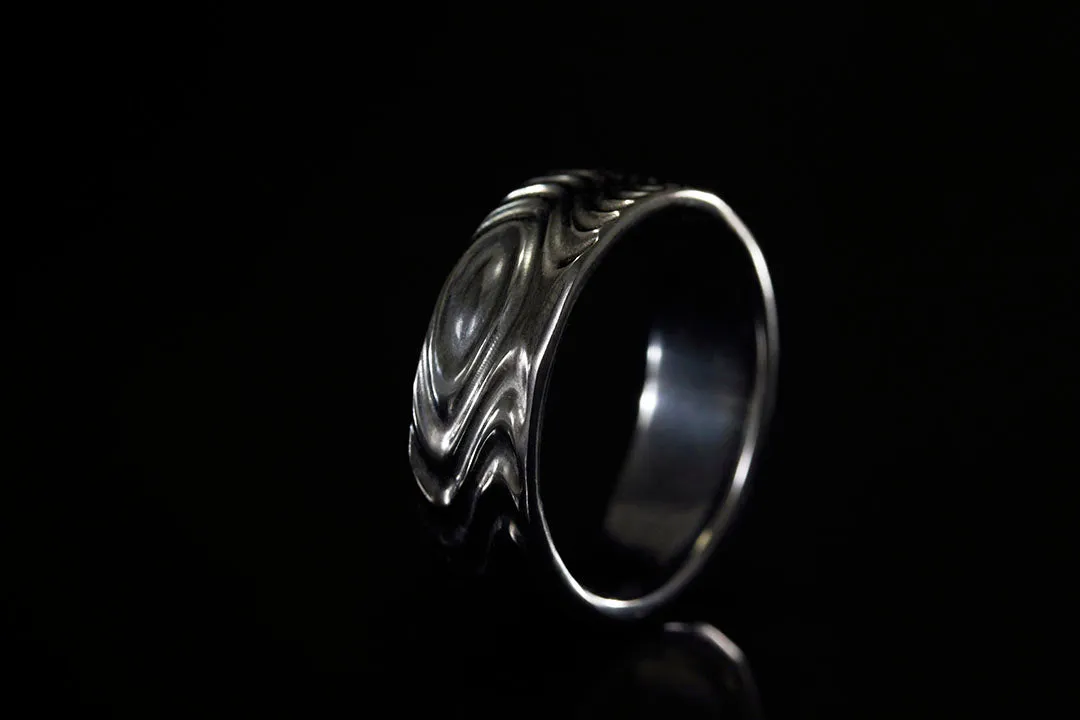 MEN'S BLACK TITANIUM WATER RIPPLE RING