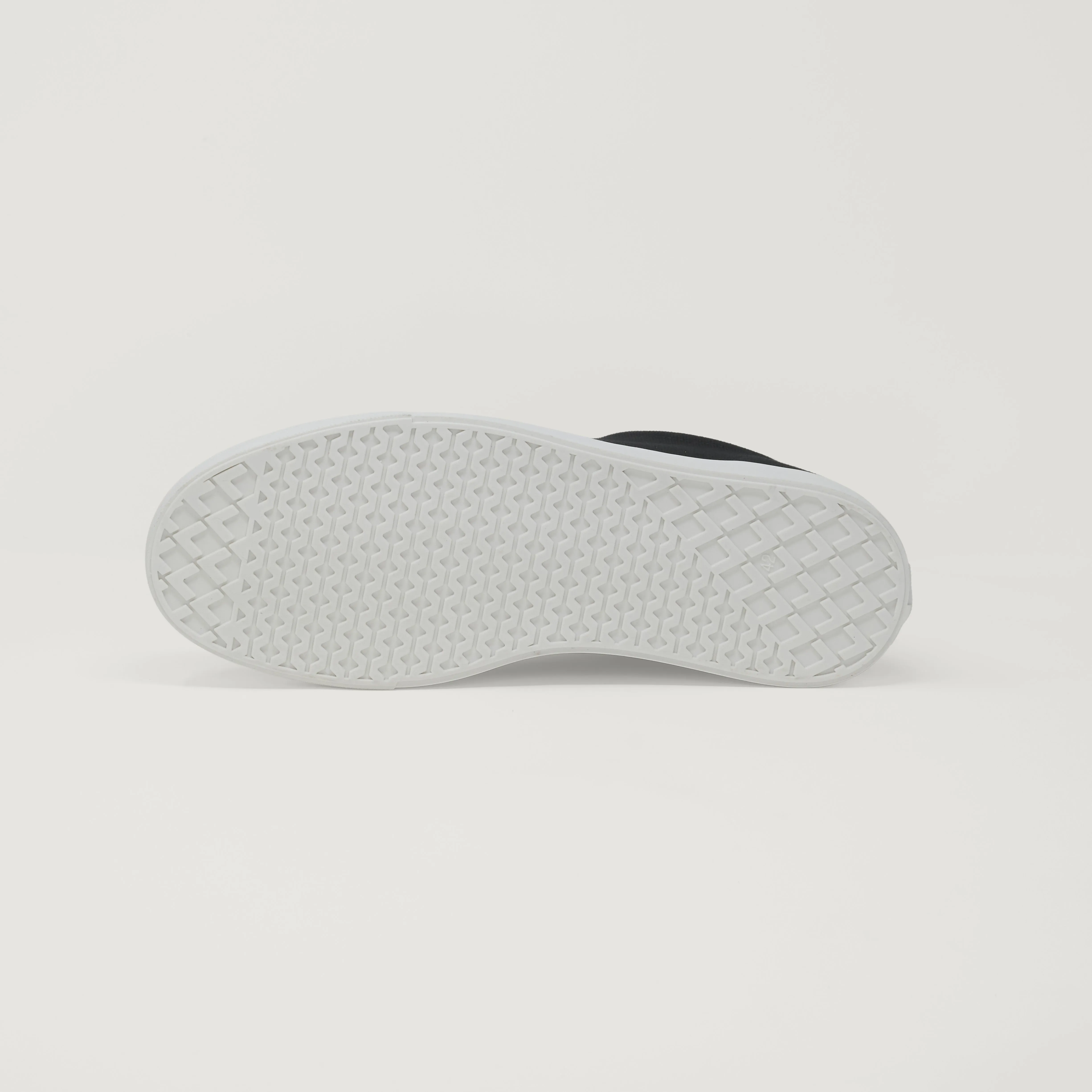 OMNI Canvas Black