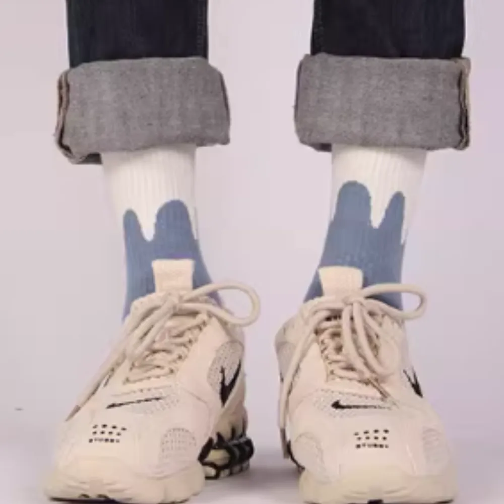 Simple And Versatile Milk Socks