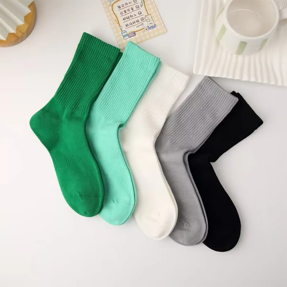 Solid Color Threaded Socks