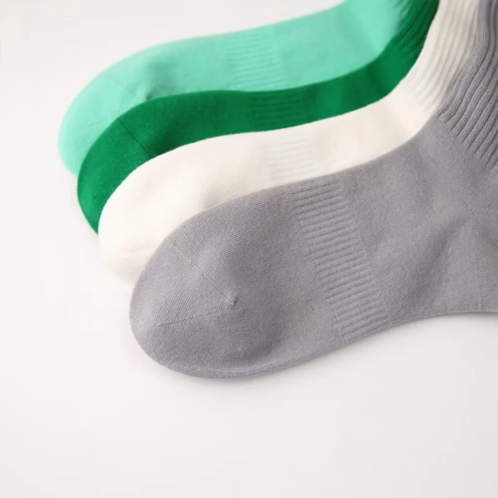 Solid Color Threaded Socks